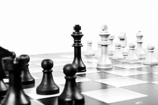 自己注冊公司當法人后，還可以在別人開的公司當法人嗎？